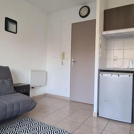 B210 Appartement Disneyland Paris Parking Et Wifi Montevrain Exterior photo